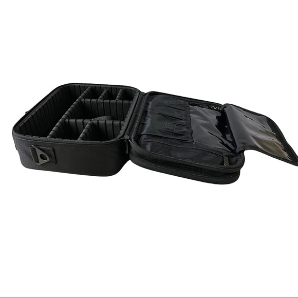 ⭐️ 2-Layers Travel Makeup Bag,Cosmetic Case Organizer with Mirror,Shoulder Strap - Picture 8 of 15